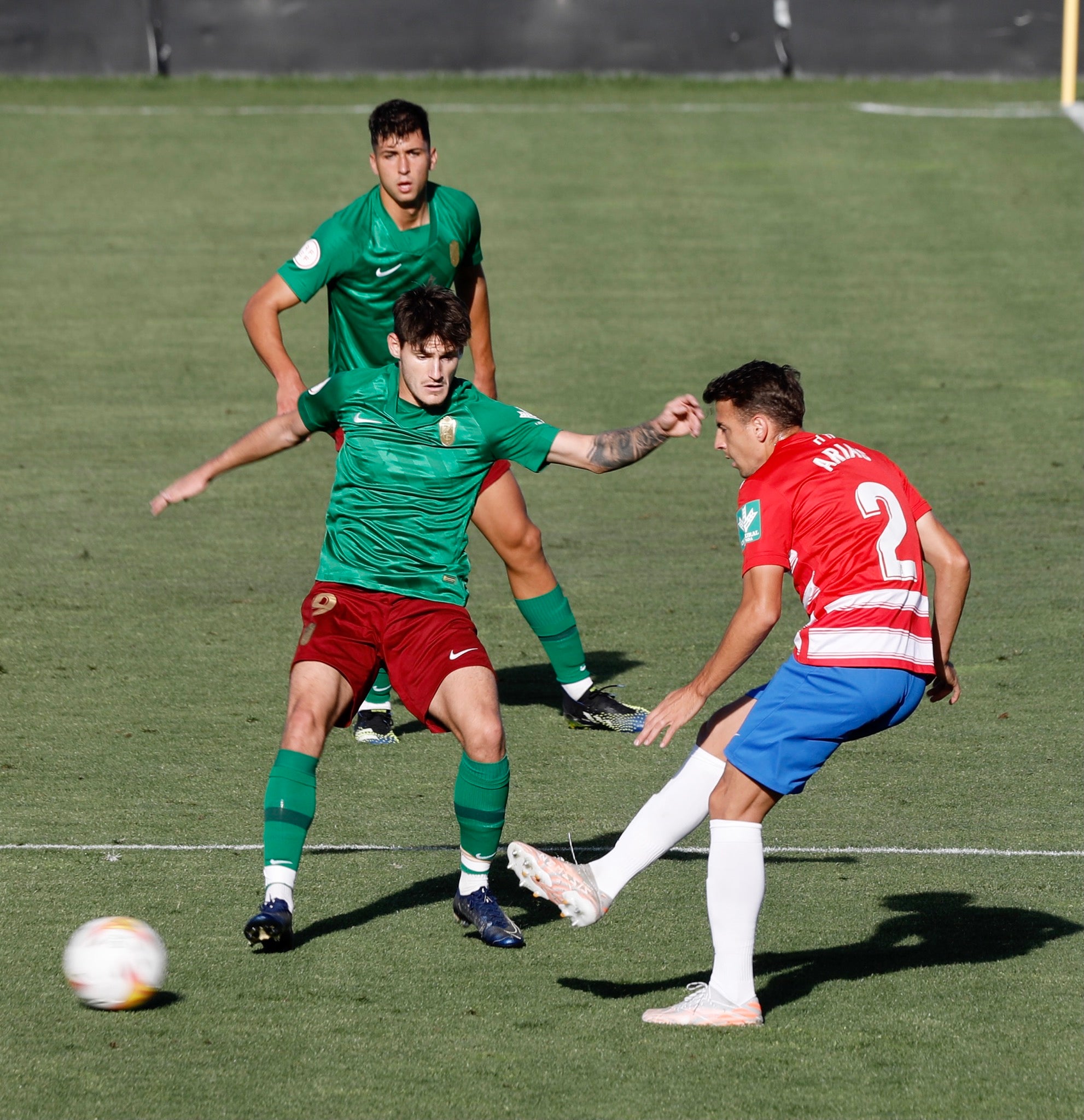 Partido amistoso entre el Granada y el Rercreativo