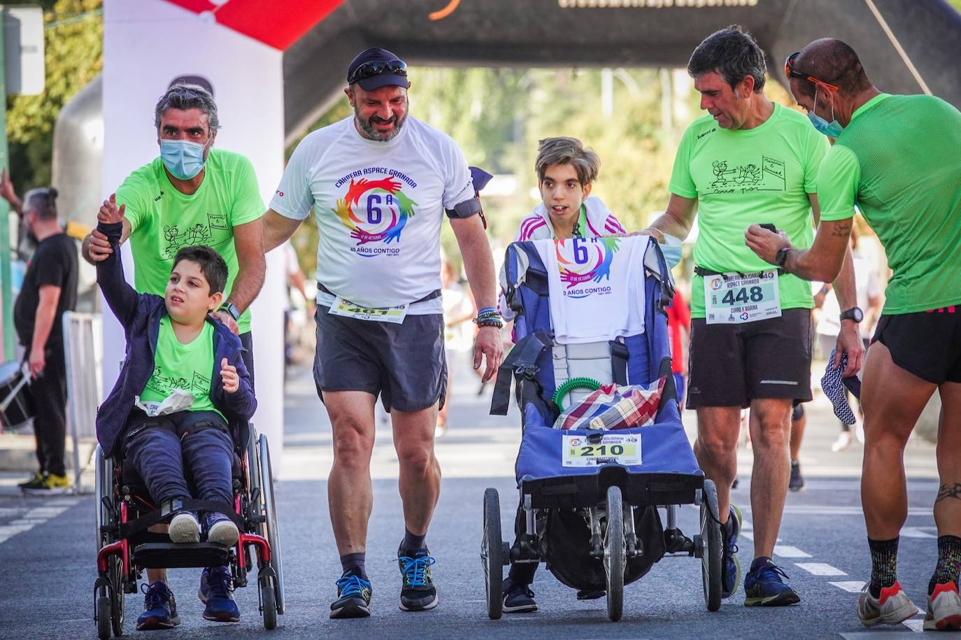 Fotos: Deporte y solidaridad, de la mano en el Zaidín