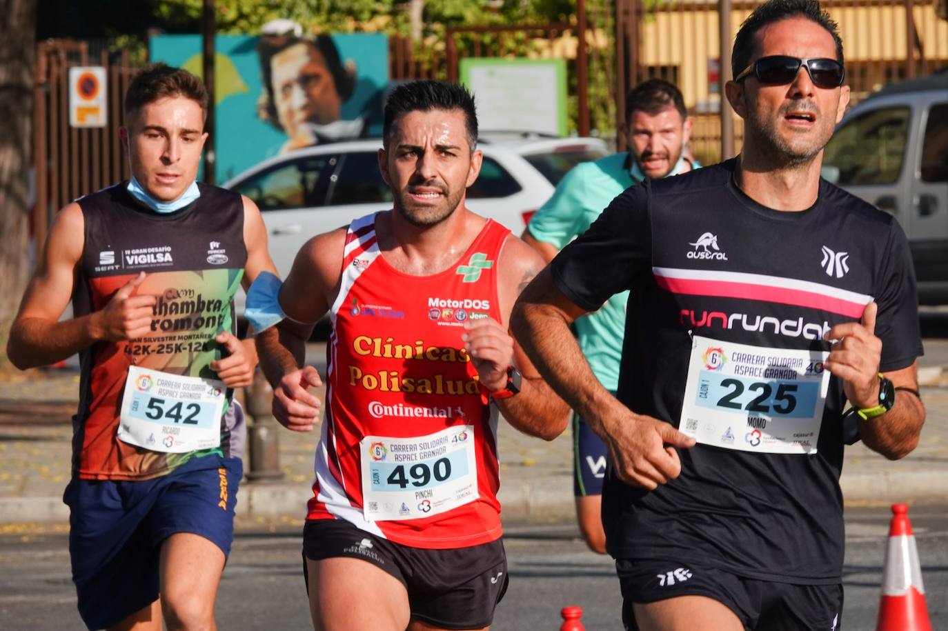 Fotos: Deporte y solidaridad, de la mano en el Zaidín