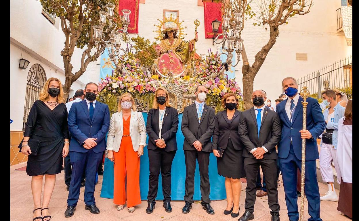 Granada retoma las procesiones con la salida de la Divina Pastora de Motril