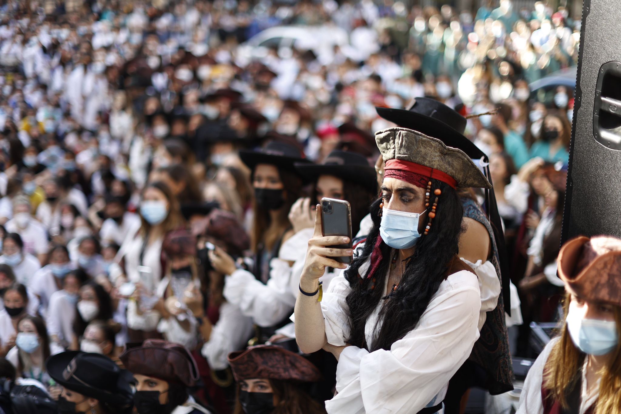 Los estudiantes han inspirado su ya tradicional festejo en una estética realacionada con las películas de 'Piratas del Caribe'