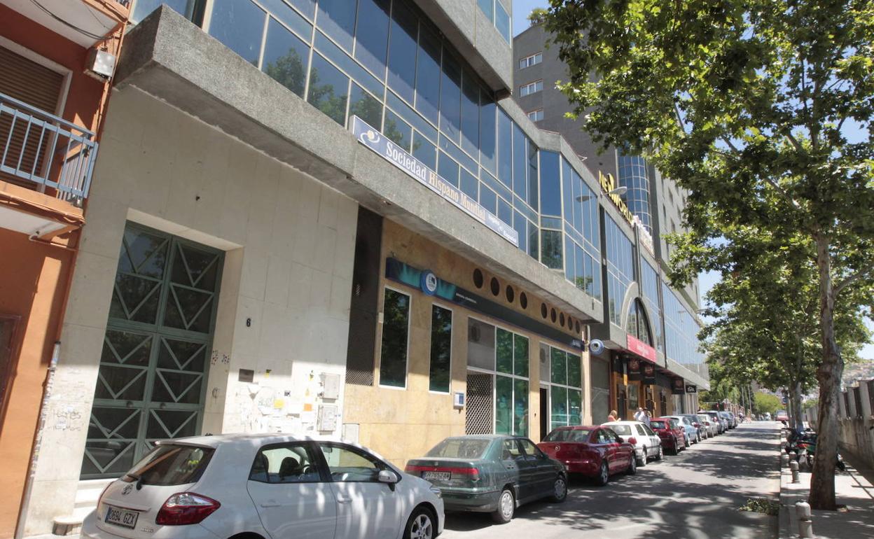 La víctima cogió el taxi en esta zona de Granada, en la Ribera del Genil.