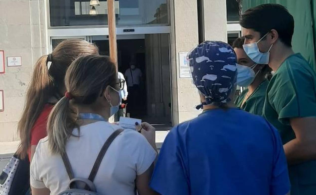 Parte del equipo de la UCRI del Virgen de las Nieves de la capital. 