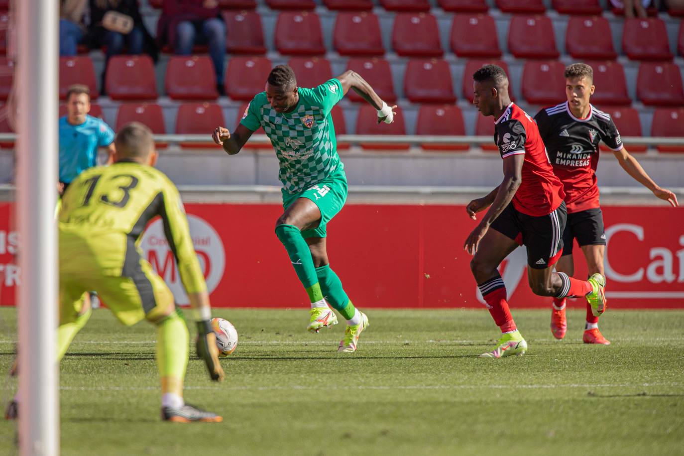 Los futbolistas rojiblancos sumaron tres puntos más a domicilio.