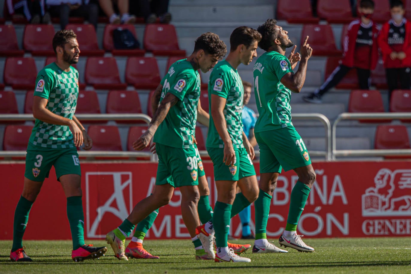 Los futbolistas rojiblancos sumaron tres puntos más a domicilio.