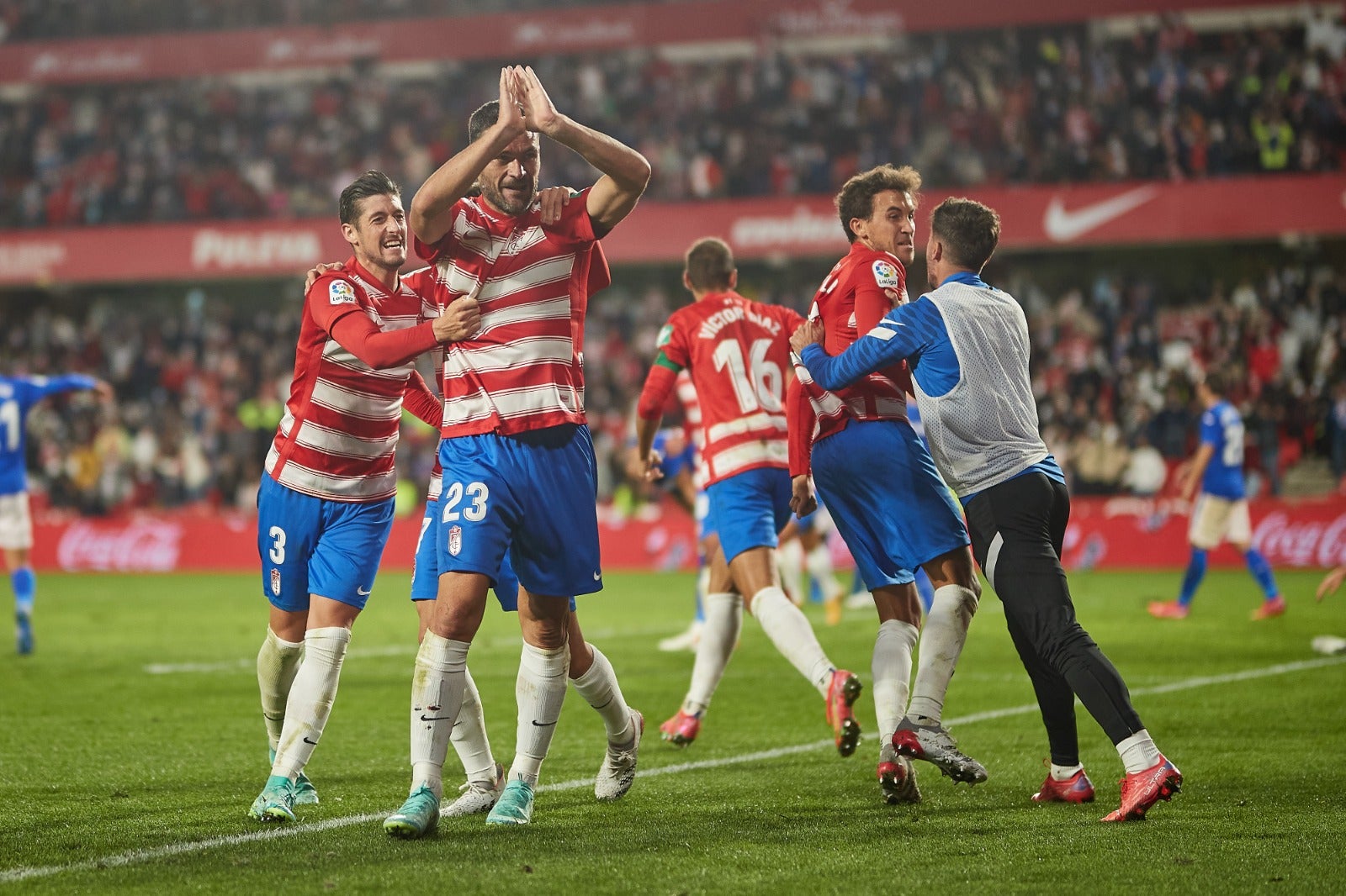 Fotos: Las mejores imágenes del Granada-Getafe