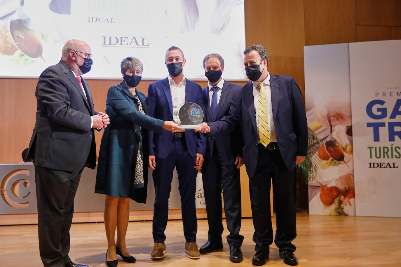 Fotos: IDEAL entrega los Premios Gastroturísticos 2021