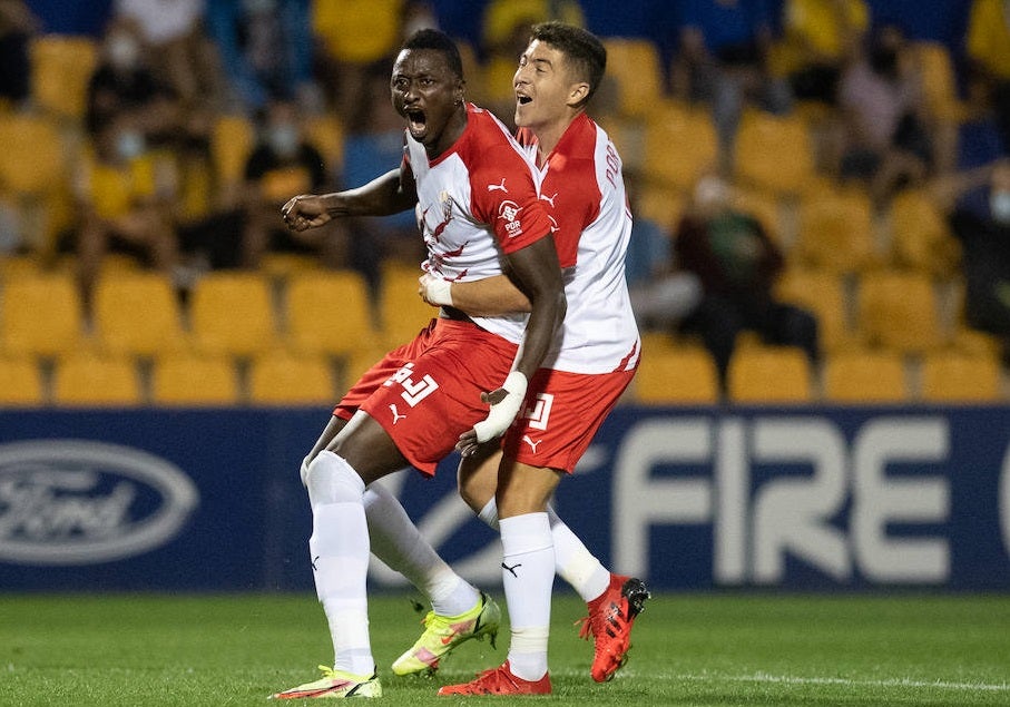 Sadiq y Portillo, socios para el gol. 