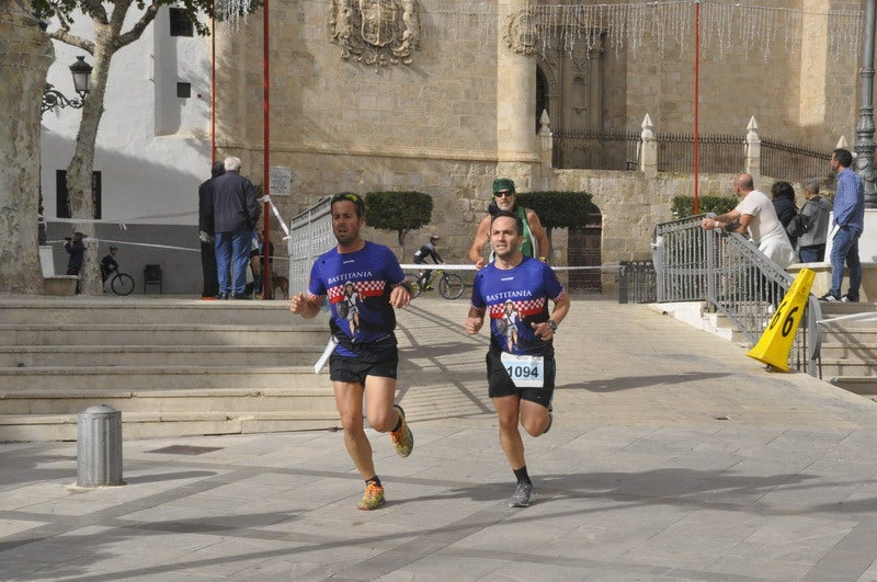 Participantes en la media maratón de Baza