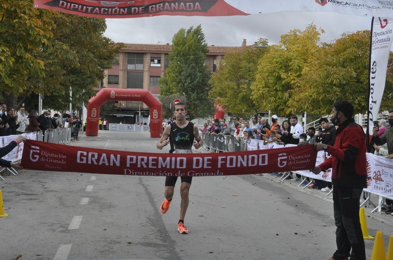 Participantes en la media maratón de Baza