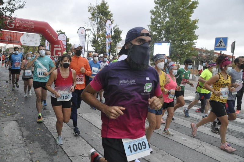 Participantes en la media maratón de Baza