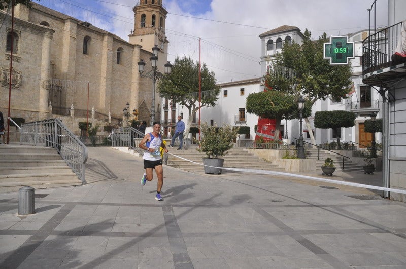 Participantes en la media maratón de Baza