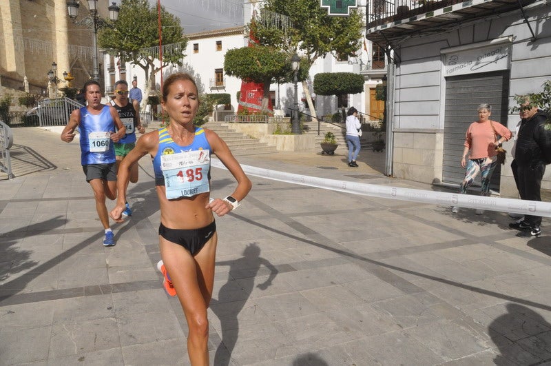 Participantes en la media maratón de Baza