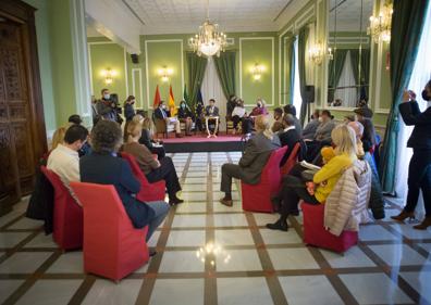 Imagen secundaria 1 - Reunión de ayer. 