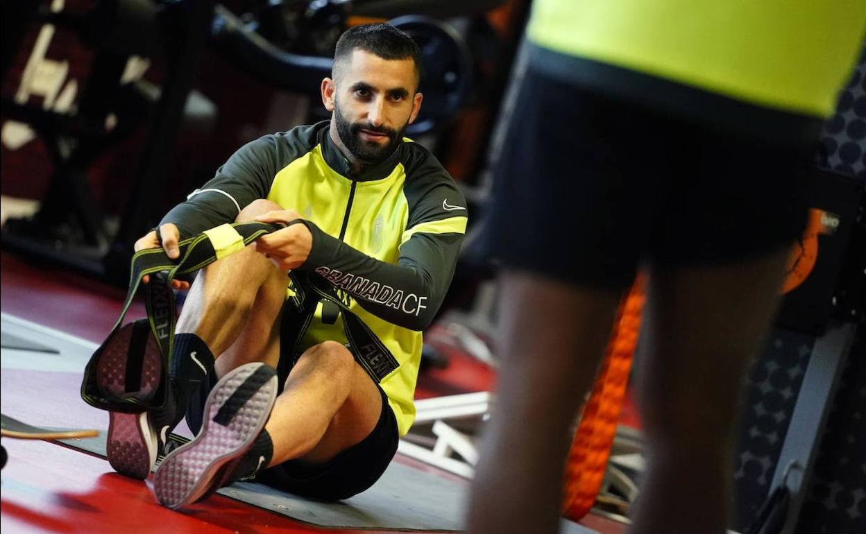 Maxime Gonalons trabaja en el gimnasio de la Ciudad Deportiva en una imagen de archivo. 