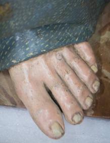 Imagen secundaria 2 - Detalles de la talla de Santa Margarita de Cortona. 