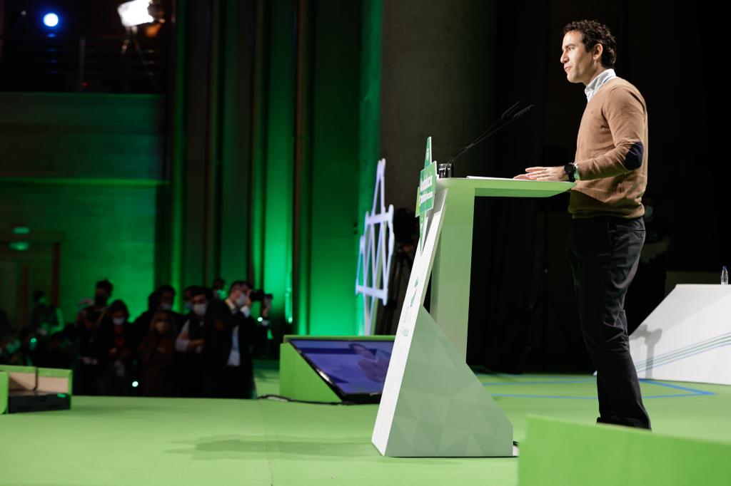 Ambiente en el congreso del PP andaluz en el Palacio de Congresoos