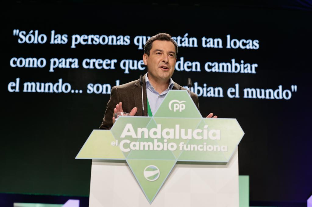 Ambiente en el congreso del PP andaluz en el Palacio de Congresoos