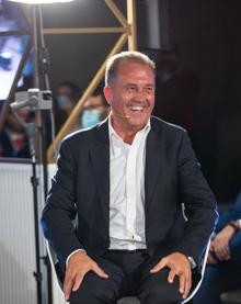 Imagen secundaria 2 - El segundo foro de Granada Conectada se celebró en el hotel El Mirador de Loja. Lola Marín, chef y propietaria del restaurante Damasqueros. Julián Martín, consejero delegado de Grupo Abades. 