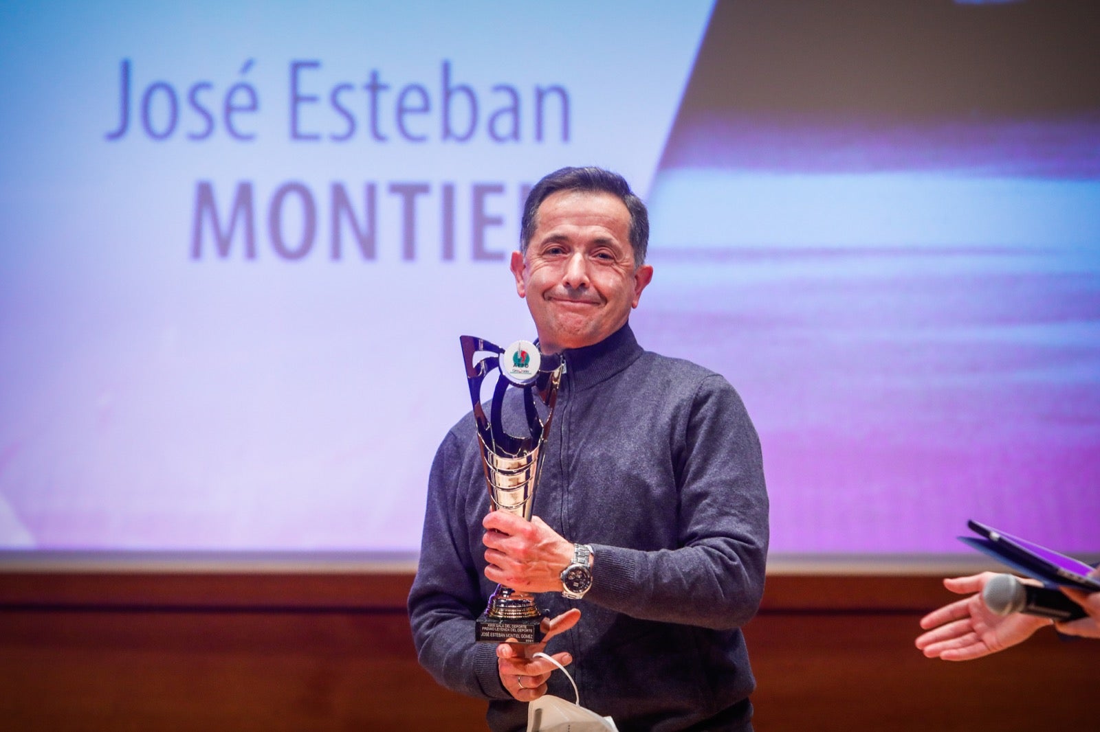 Momentos emotivos, reconomientos y mucha deportividad.