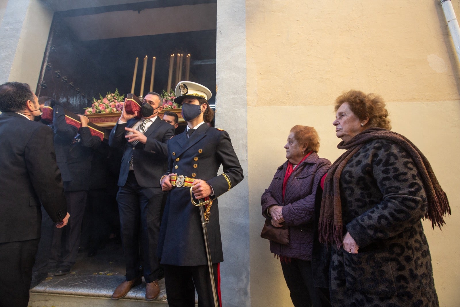 Fotos: Salida extraordinaria de la Virgen de la Encarnación de Granada