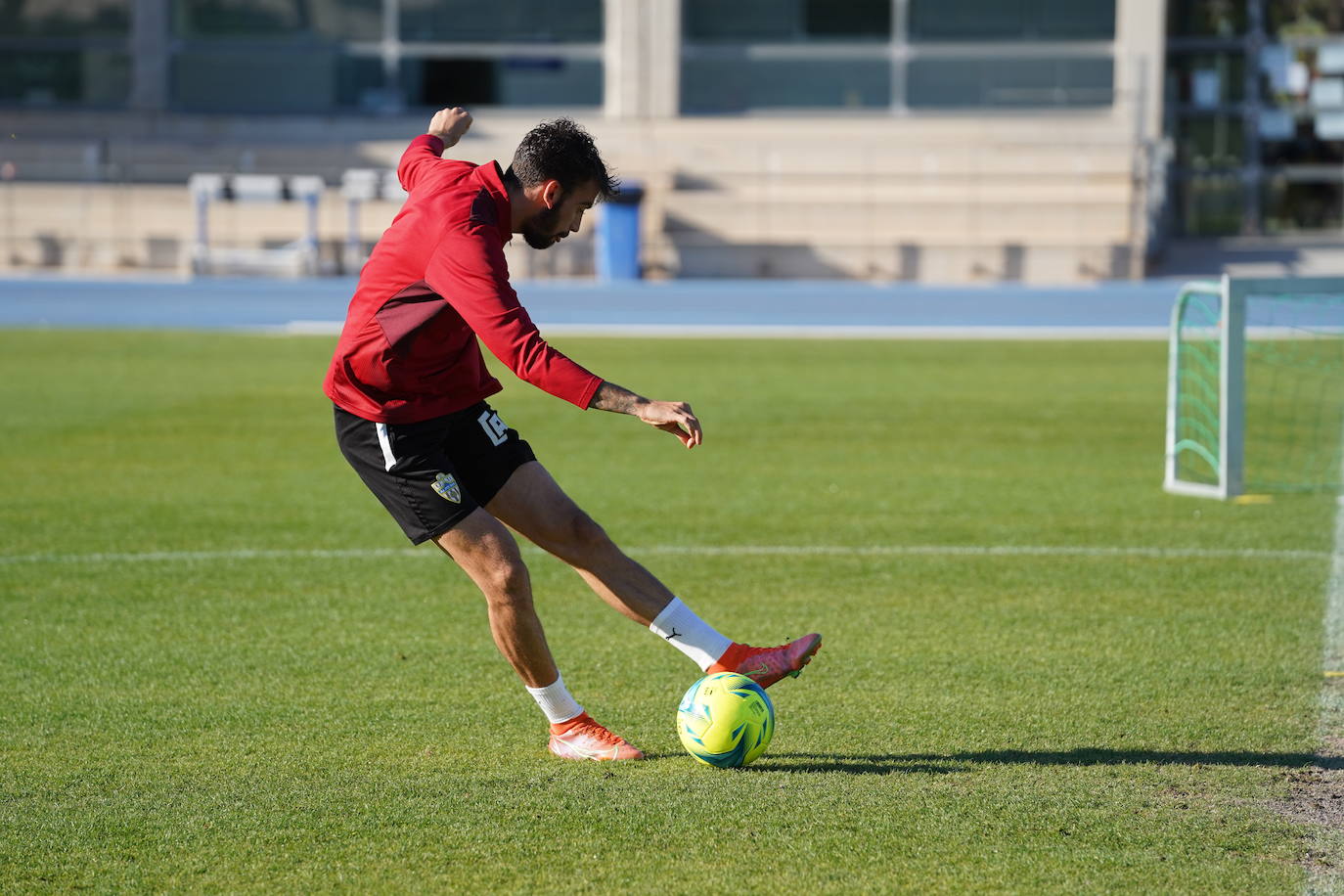 Fotos: Las imágenes del último entrenamiento del Almería