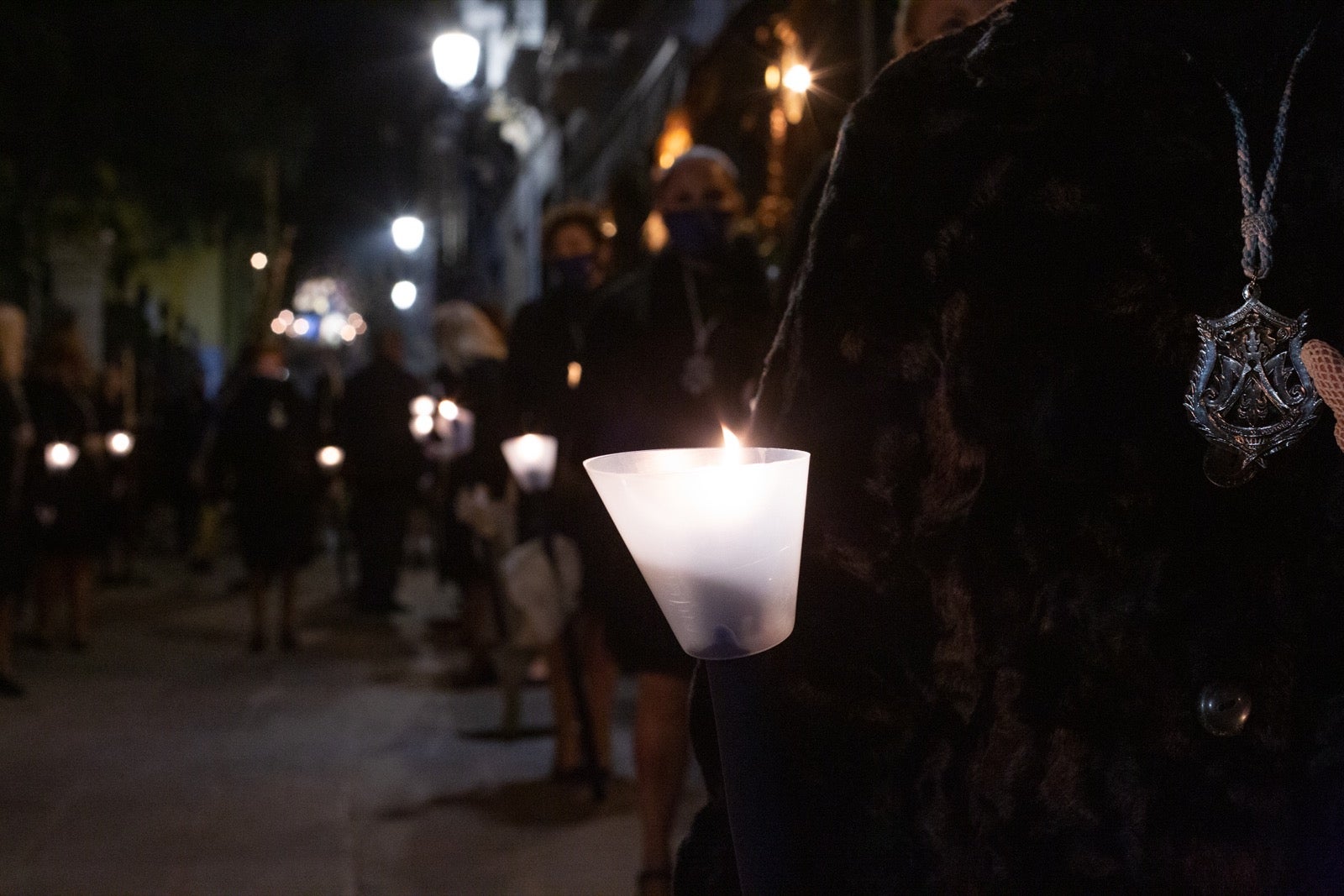 Gójar sale a la calle para procesionar a la Divina Pastora.