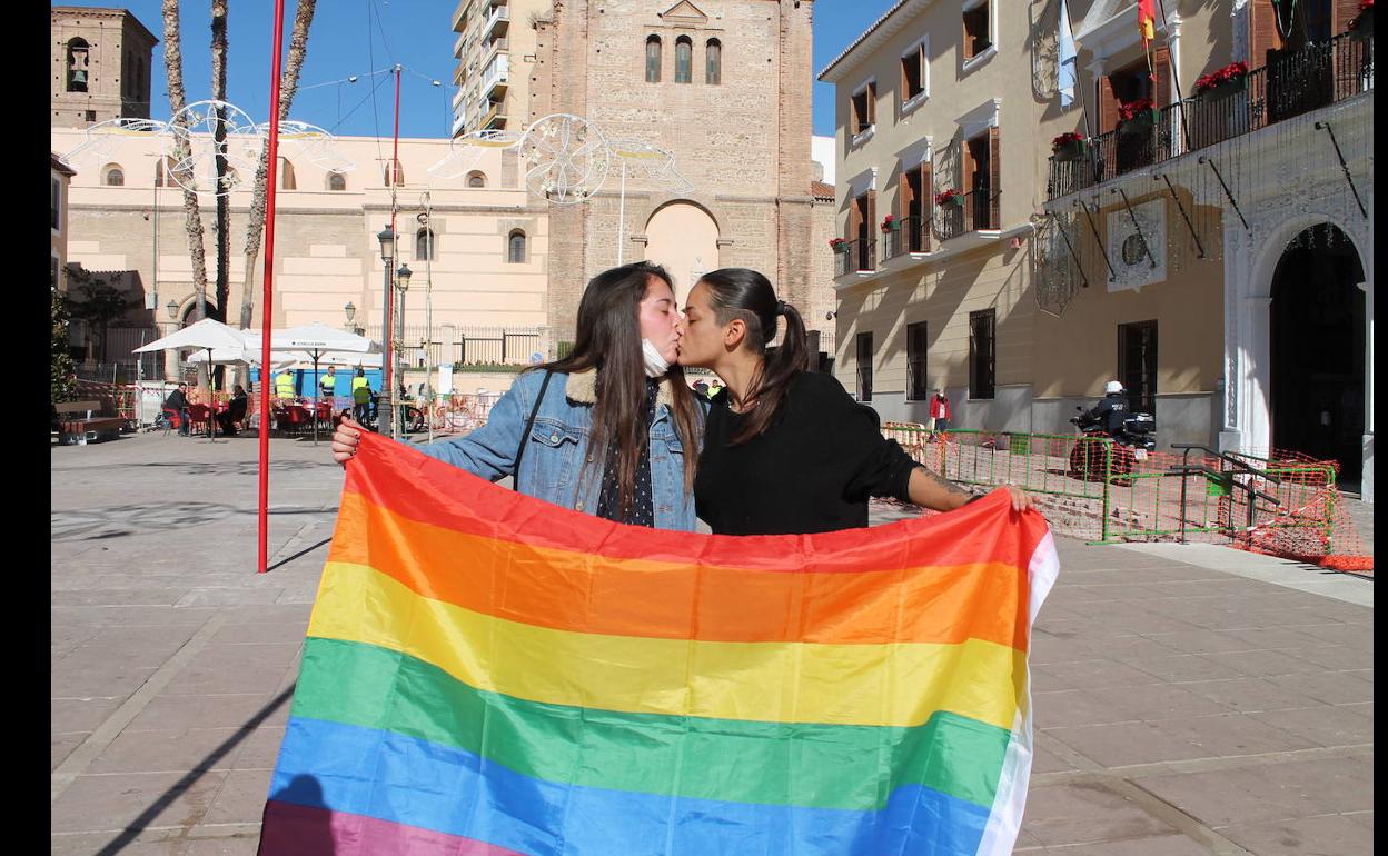 García Chamorro: «No permitiremos que en Motril se atente contra la dignidad y la orientación sexual de nadie»