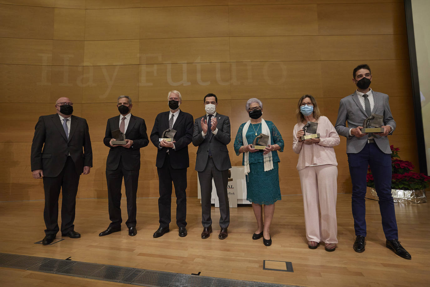 Homenajeados, autoridades e invitados en la gala de entrega de los Premios Ideales 2021.