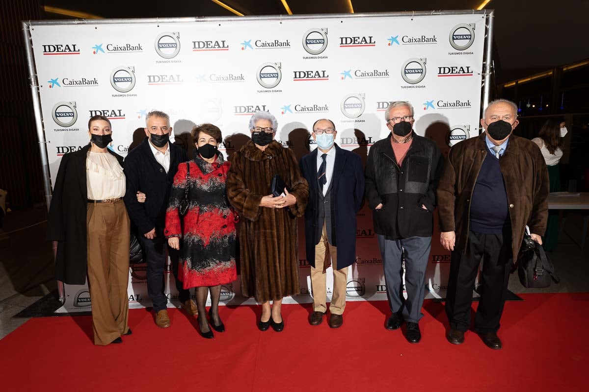 Homenajeados, autoridades e invitados en la gala de entrega de los Premios Ideales 2021.