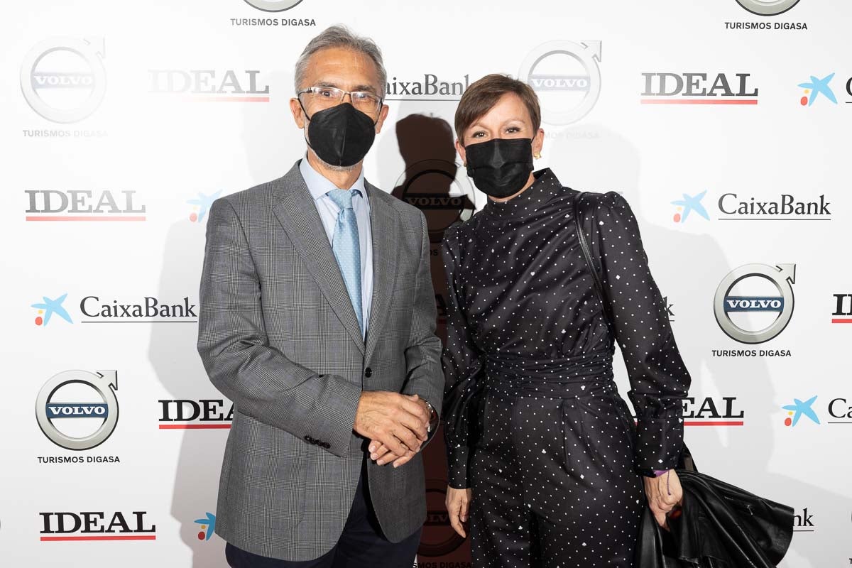 Homenajeados, autoridades e invitados en la gala de entrega de los Premios Ideales 2021.