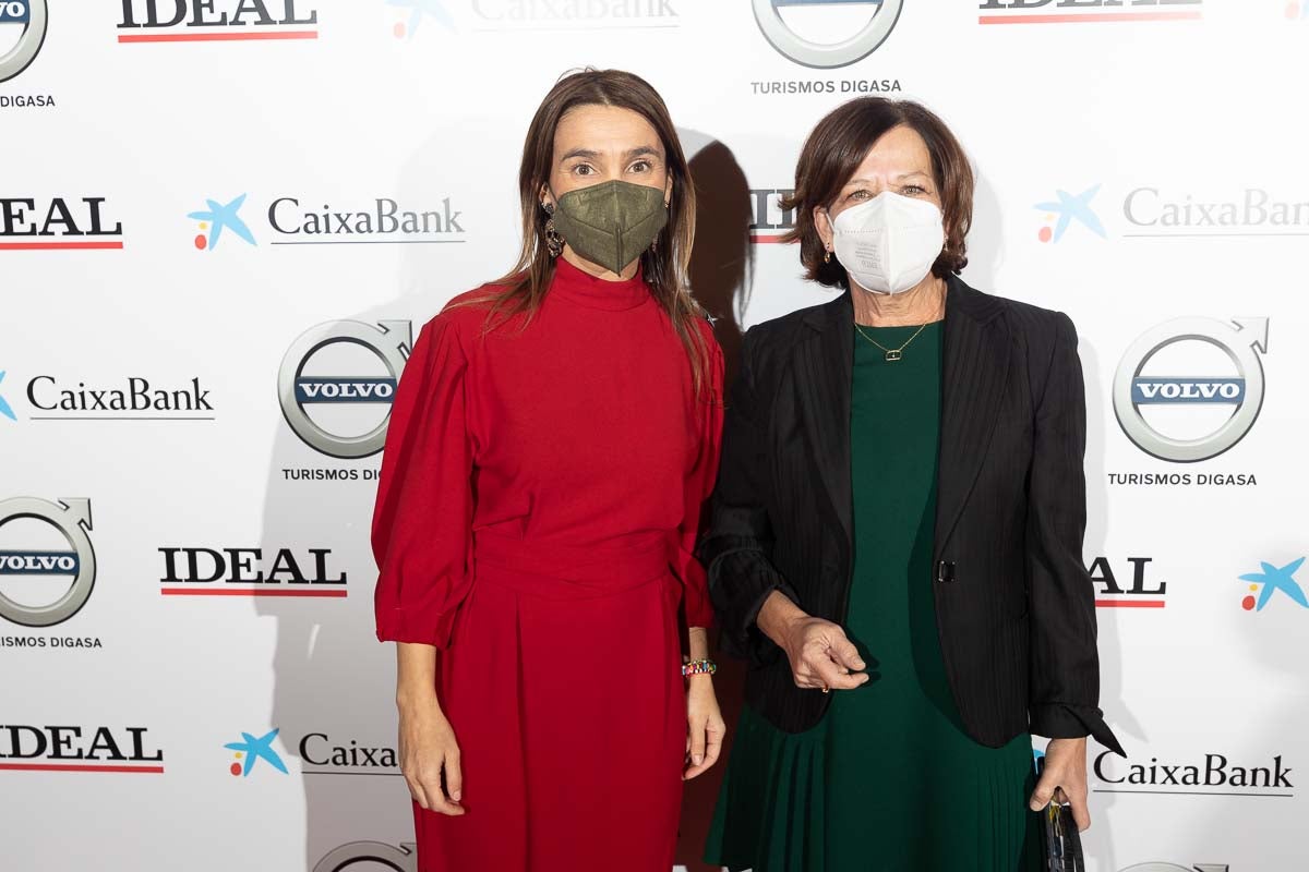 Homenajeados, autoridades e invitados en la gala de entrega de los Premios Ideales 2021.