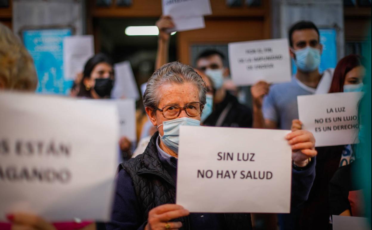 Concentración sobre los cortes de luz en la zona norte el pasado mes de octubre.