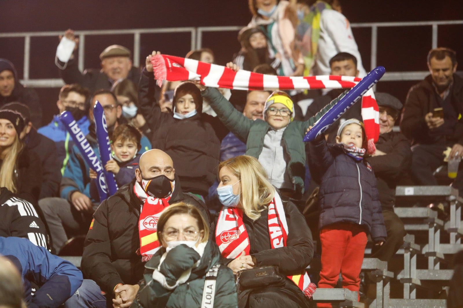 Fotos: Las mejores imágenes del Mancha Real-Granada