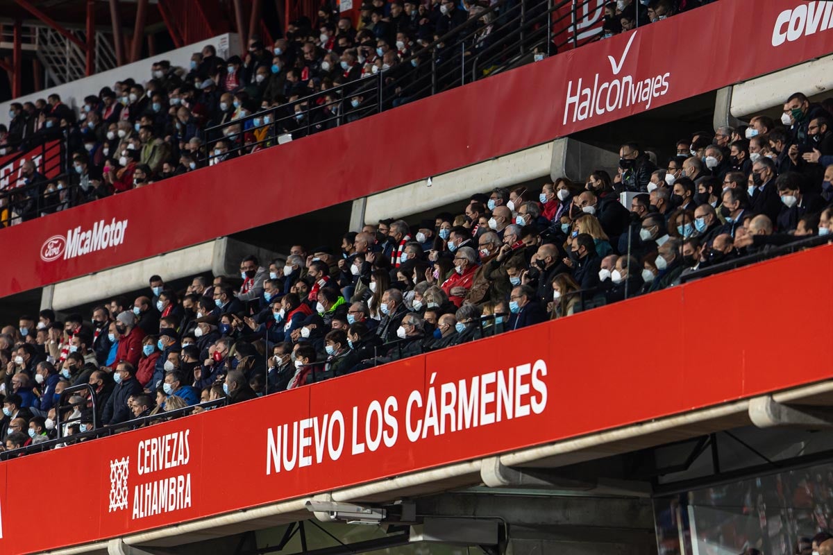 Fotos: Encuéntrate en la grada del Granada-Atlético de Madrid