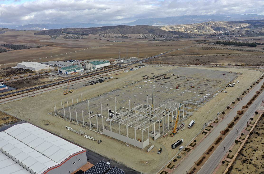 Las obras de la gran plataforma de Lidl en Escúzar avanzan a todo ritmo. 