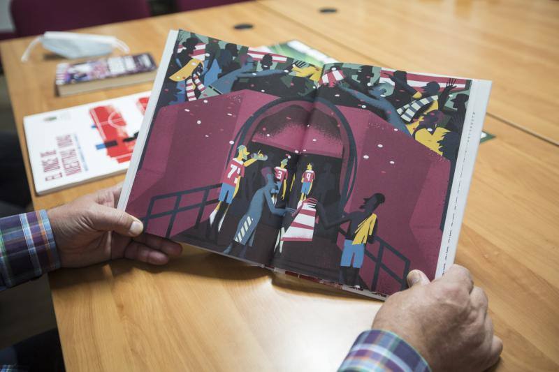 Ilustraciones en el interior de 'El once de nuestras vidas'. 