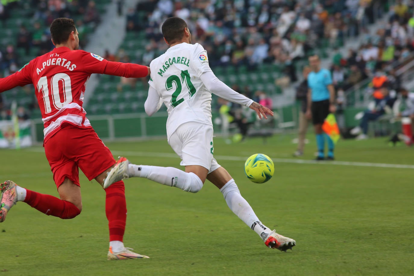 Las imágenes del partido entyre Elche y Granada