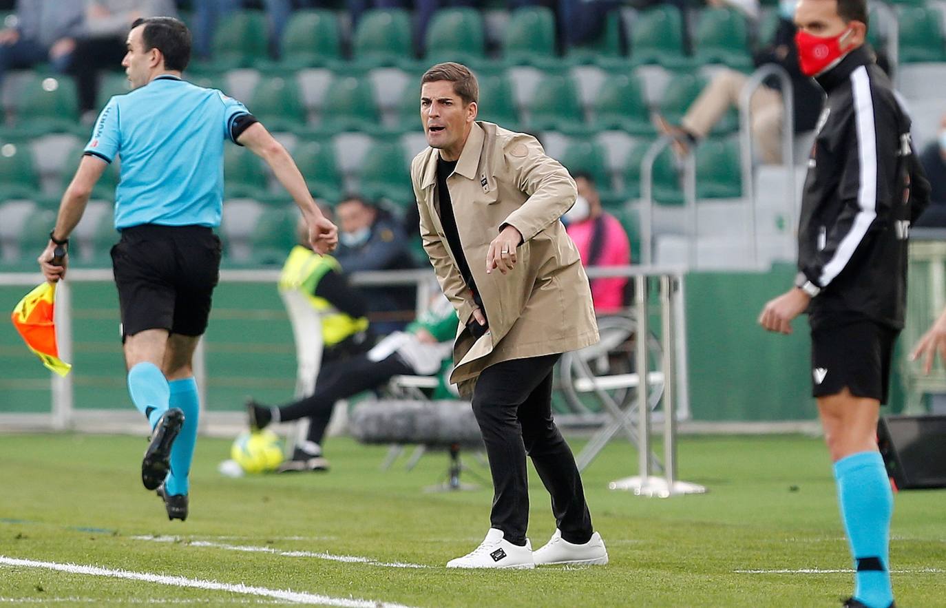 Las imágenes del partido entyre Elche y Granada