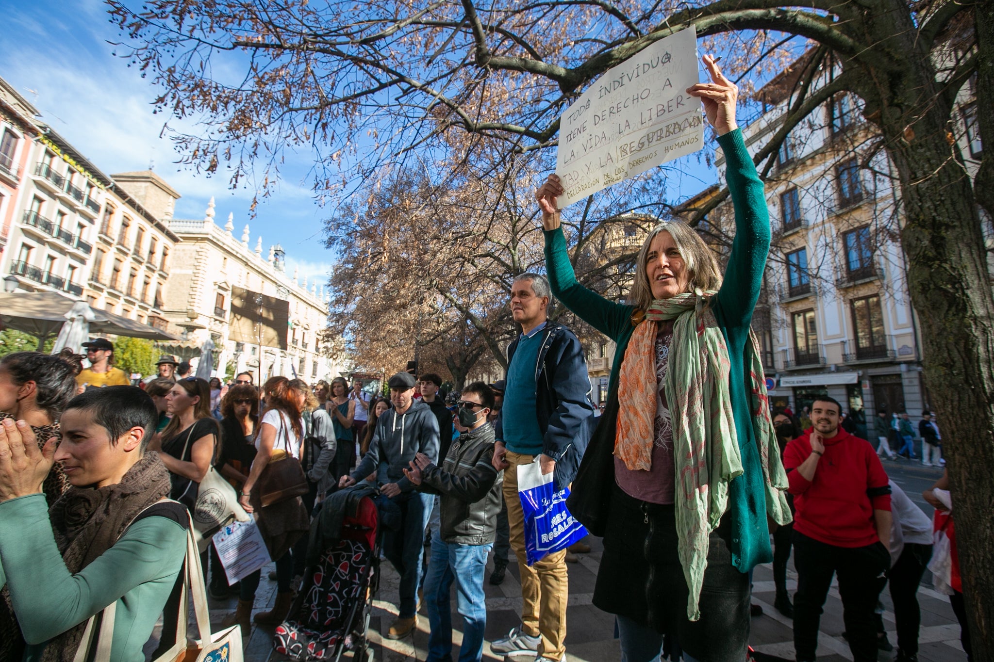 300 personas han protestado por la implantación del pasaporte covid