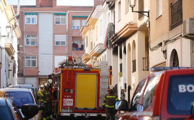 Mueren una madre y su hijo en el incendio de una casa en Maracena