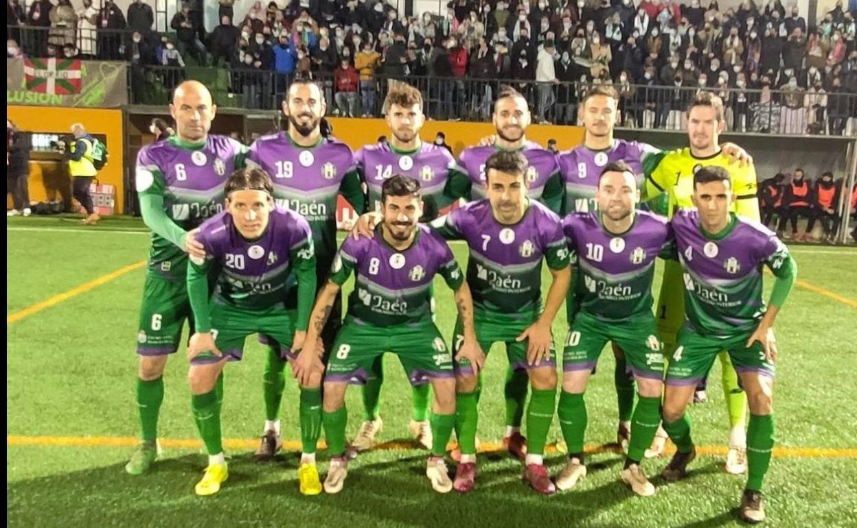 Once titular del conjunto dirigido por Pedro Bolaños. 