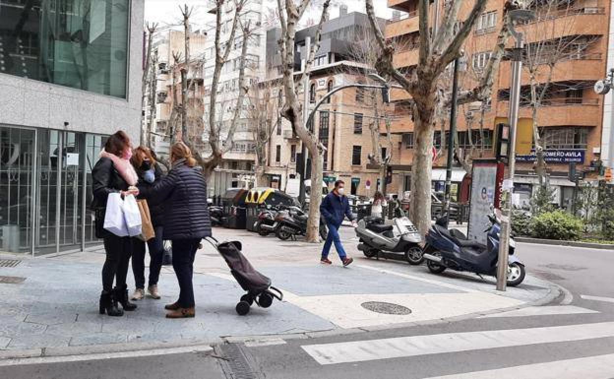 Los nuevos contagios caen en Jaén a la mitad que hace una semana