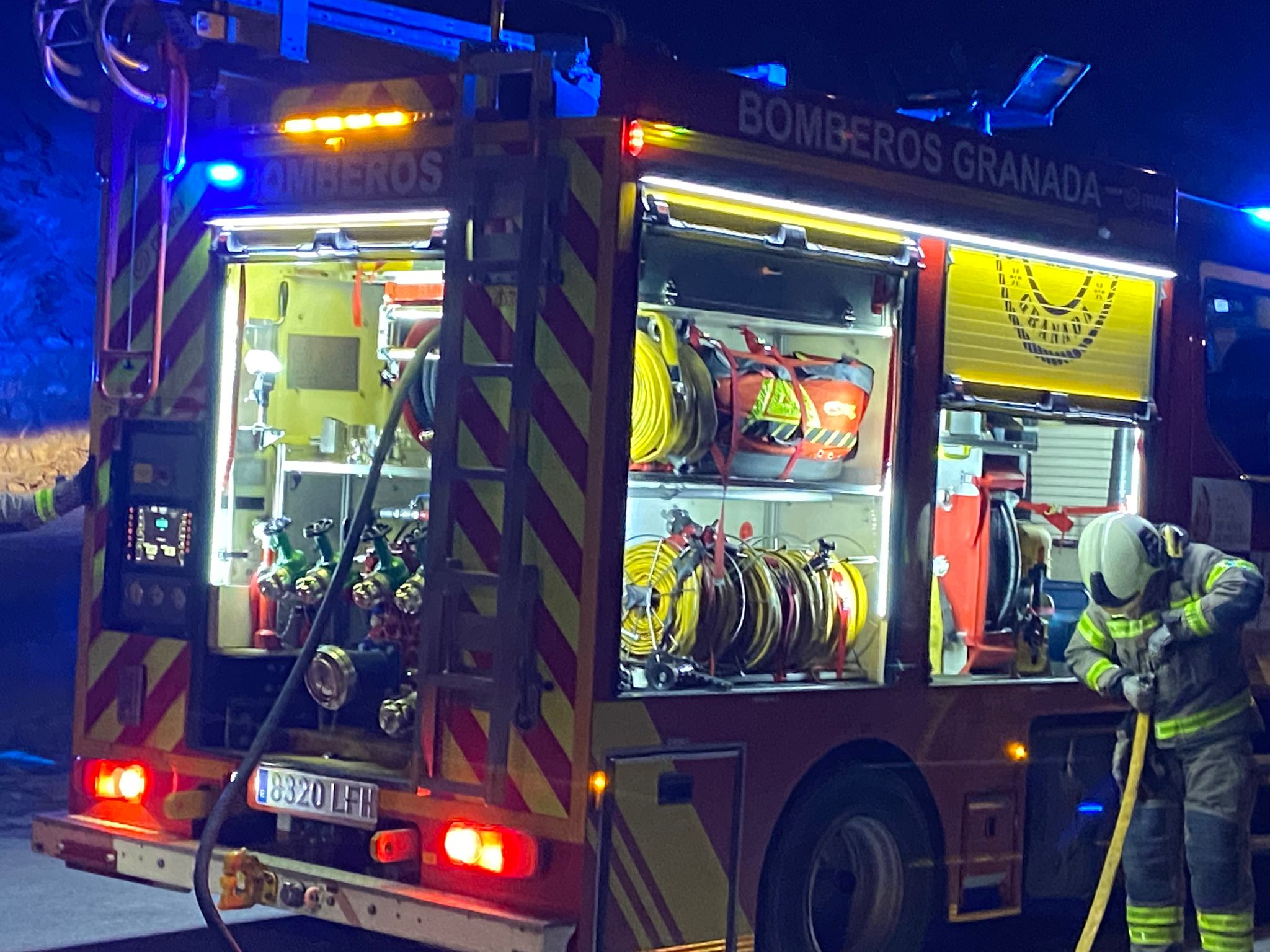 Camión de Bomberos que acudió a Sierra Nevada esta tarde.