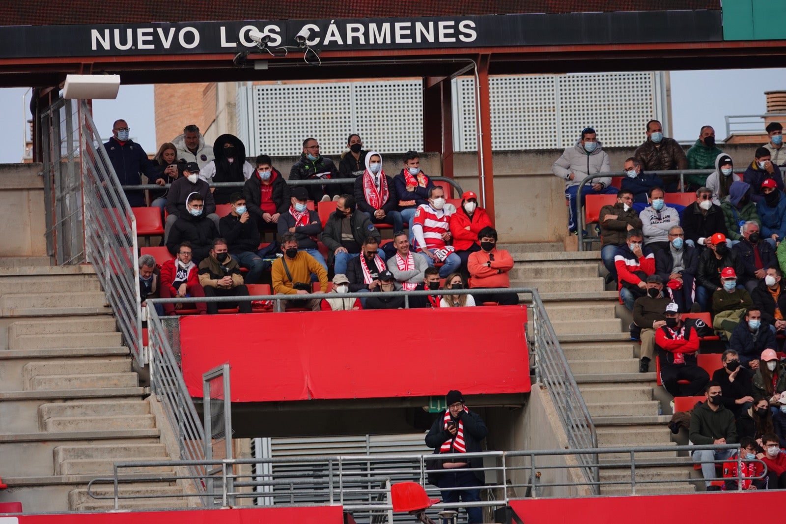 ¿Has estado en el partido entre Granada y Osasuna? Aquí puedes verte en tu localidad