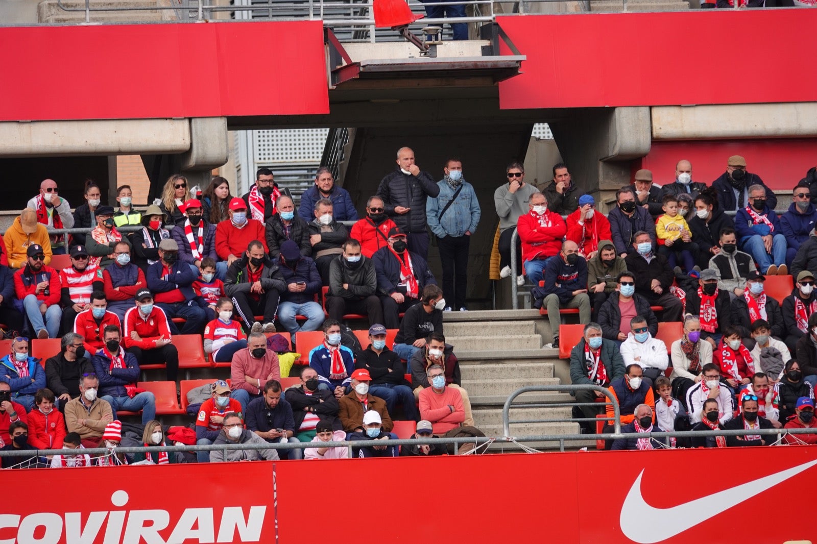 ¿Has estado en el partido entre Granada y Osasuna? Aquí puedes verte en tu localidad