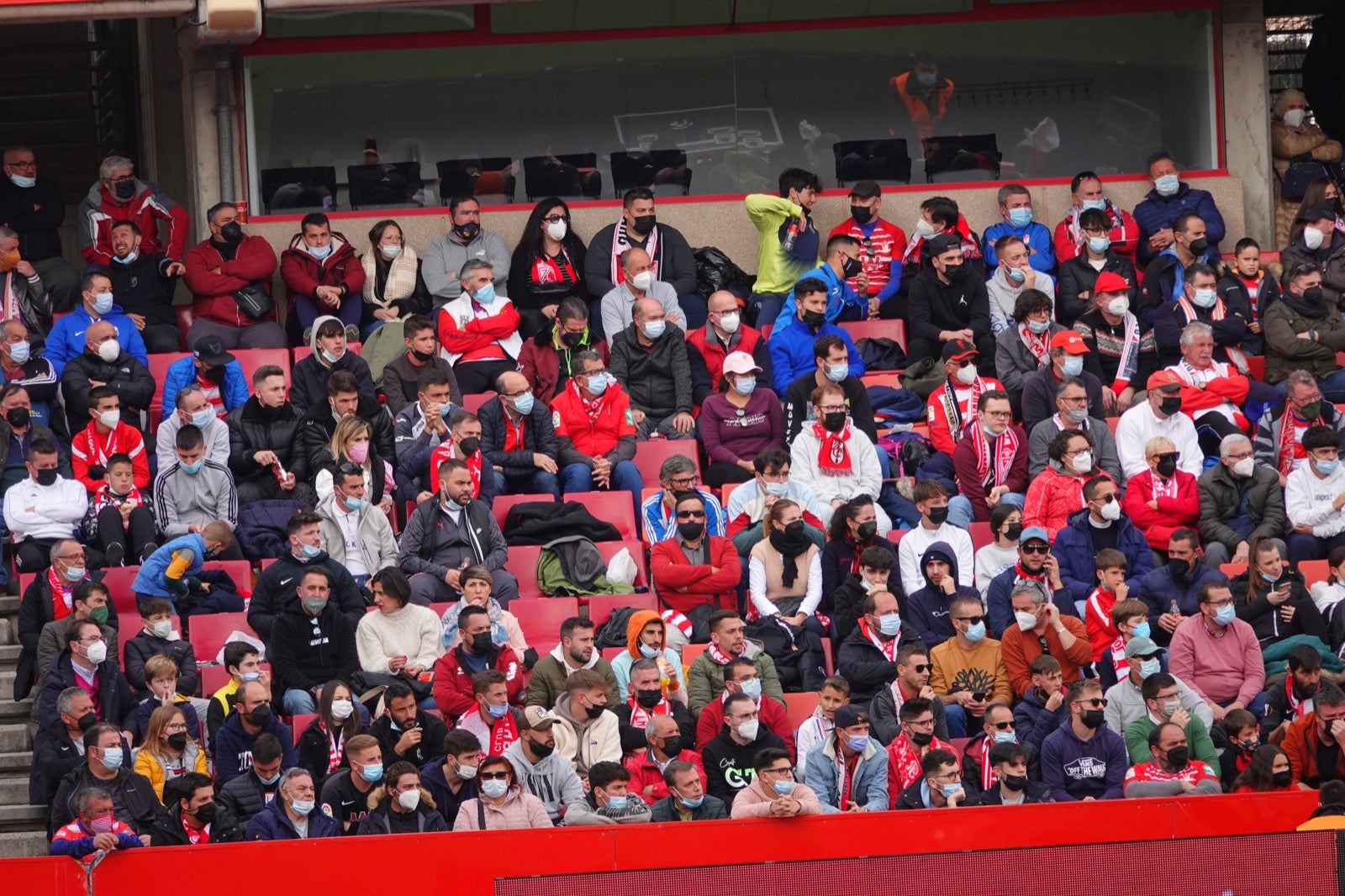 ¿Has estado en el partido entre Granada y Osasuna? Aquí puedes verte en tu localidad