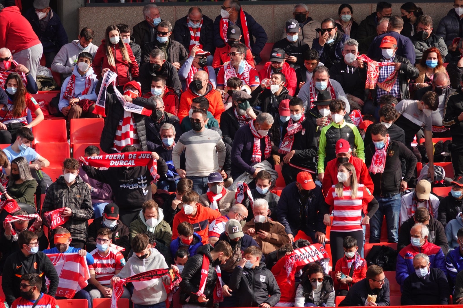 ¿Has estado en el partido entre Granada y Osasuna? Aquí puedes verte en tu localidad