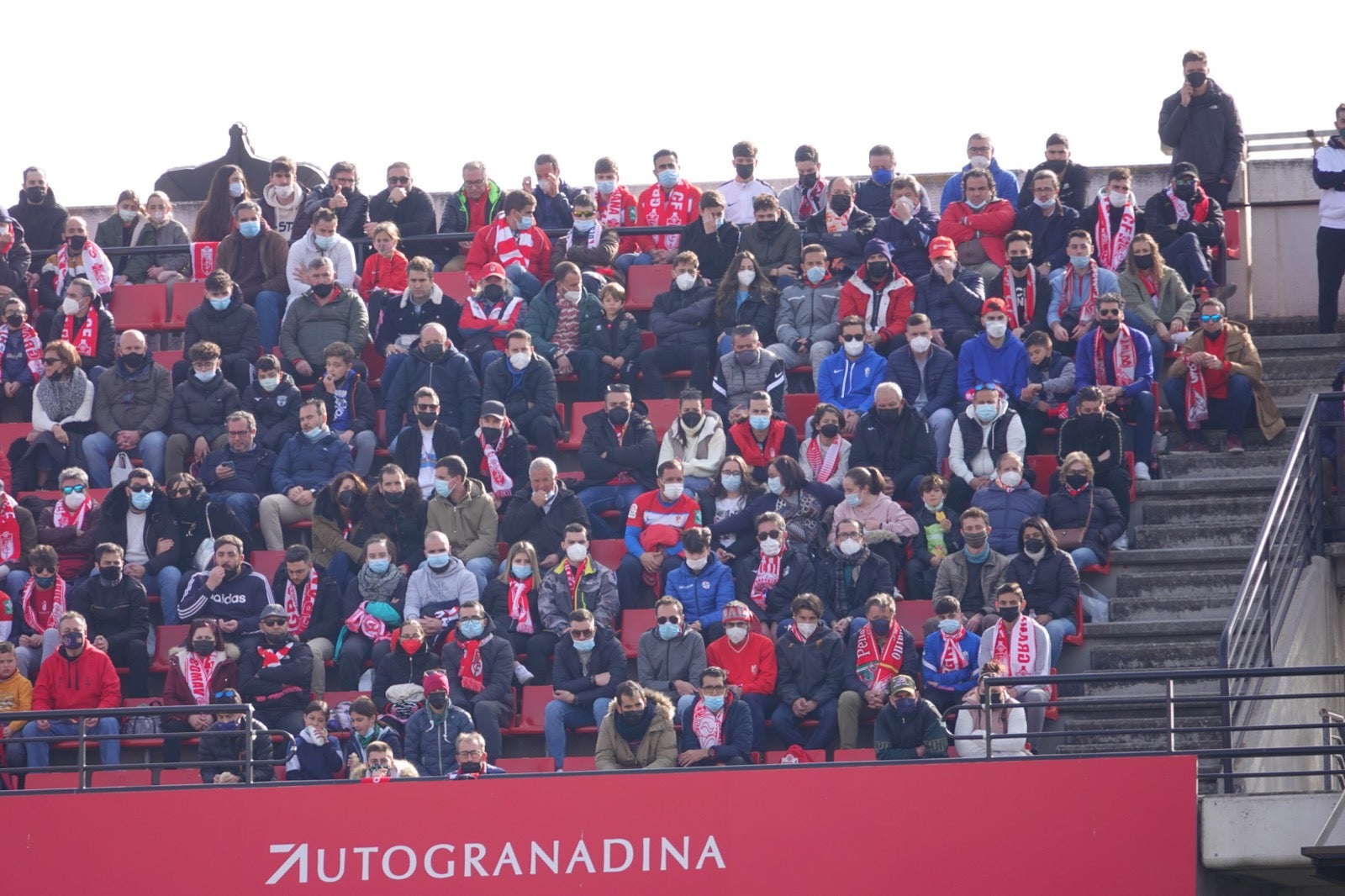 ¿Has estado en el partido entre Granada y Osasuna? Aquí puedes verte en tu localidad
