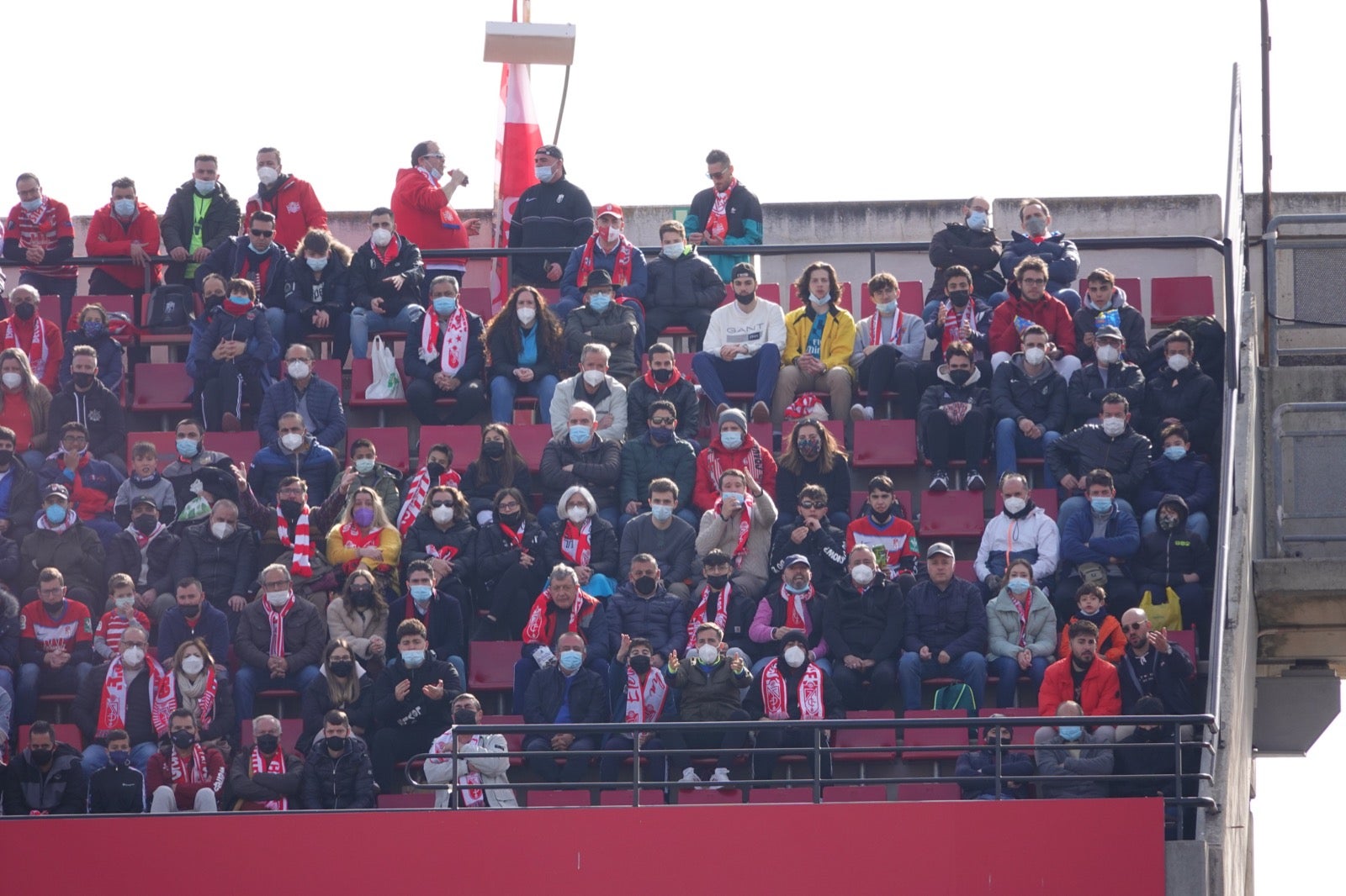 ¿Has estado en el partido entre Granada y Osasuna? Aquí puedes verte en tu localidad